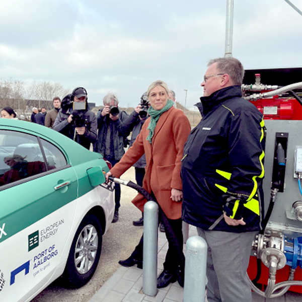 Novos Veículos Energéticos Entram em Nova Via, Evolução da Comercialização de Carros a Metanol Pronto Para Começar